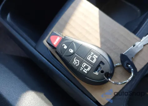 2008 Dodge Grand Caravan Sxt from USA, damaged, VIN 1D8HN54P68B178120